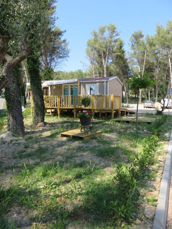 Camping Aux Portes De Cassis Roquefort-la-Bédoule Exterior foto