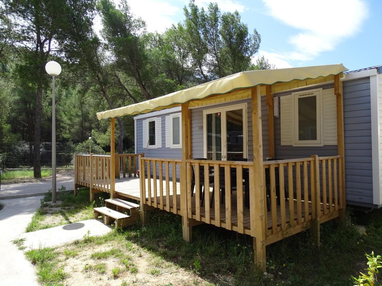 Camping Aux Portes De Cassis Roquefort-la-Bédoule Exterior foto